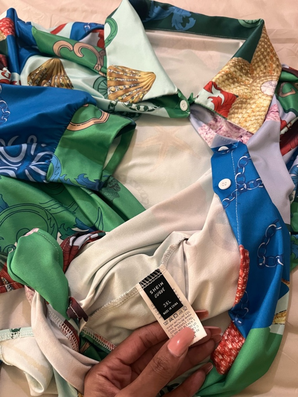 SHEIN Multicolor Chain & Shell Print Button-Up Set - Picture 2 of 3